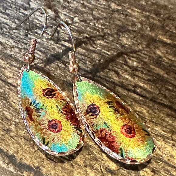 Handmade Boho Copper Earrings, Diamond Cut Van Gogh Sunflowers Earrings, Gift B - Picture 9 of 10